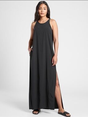 Athleta Black Hayes Maxi Dress Pleated Active Travel Wear in EUC